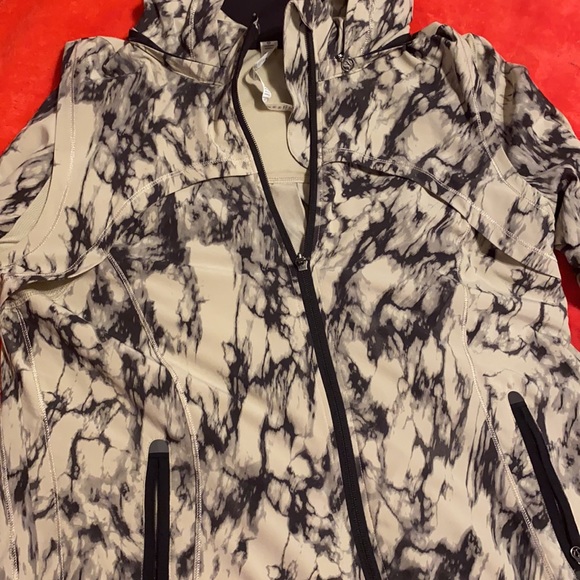 Lululemon Bring Back The Track Jacket - Picture 2 of 8